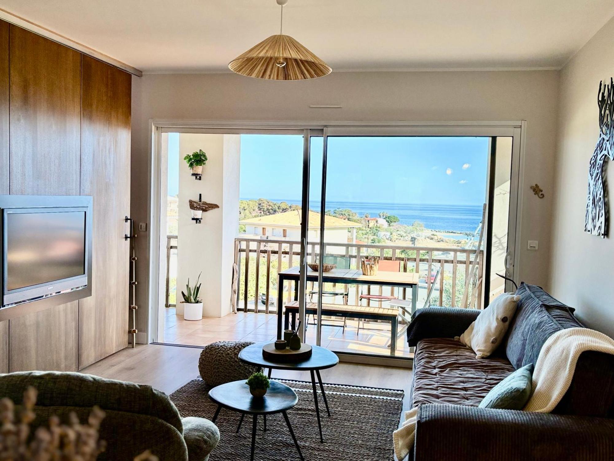 Apartment A 3 Pas De La De Sant'ambroggio Lumio (Corsica)